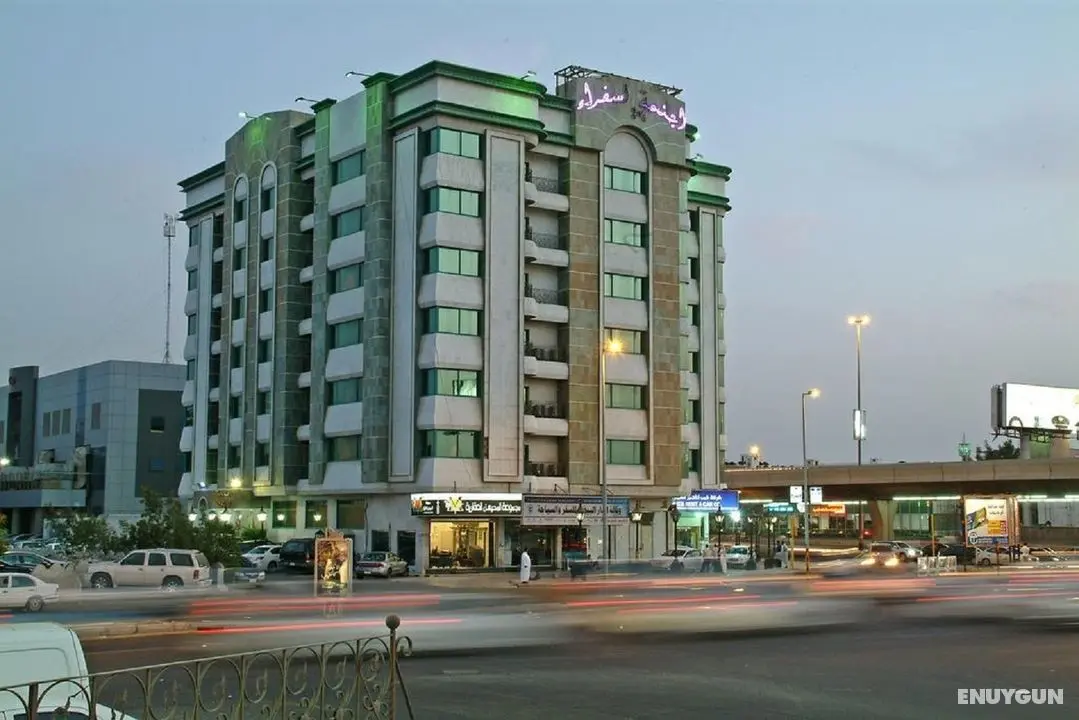 Ambassador Suites - Genel