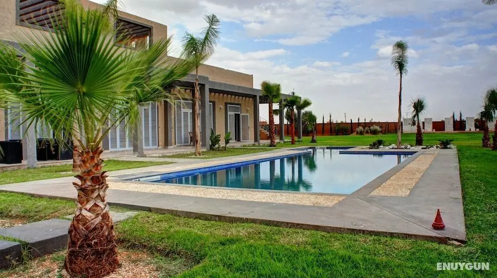Americaine Prestige Villa - Havuz