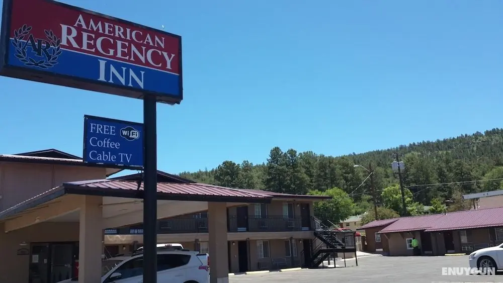 American Regency Inn - Öne Çıkan Resim