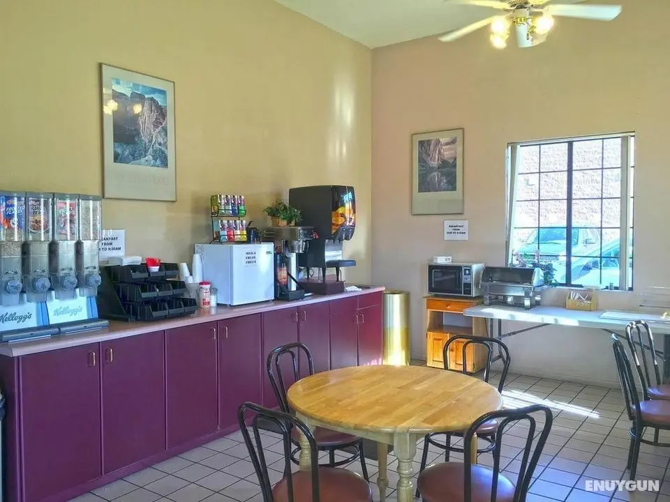 America's Best Inn & Suites St. George - Genel