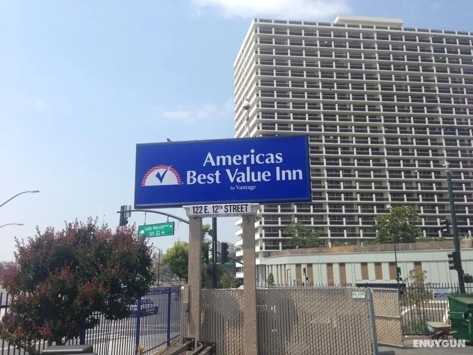 Americas Best Value Inn - Oakland / Lake Merritt - Dış Mekan
