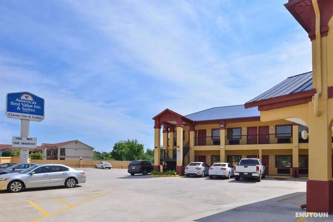 Americas Best Value Inn & Suites - Downtown - Genel