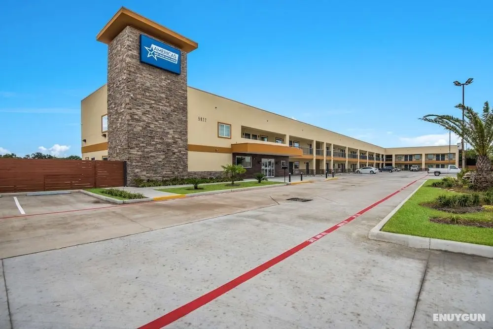 Americas Best Value Inn & Suites Houston at Hwy 6 - Öne Çıkan Resim