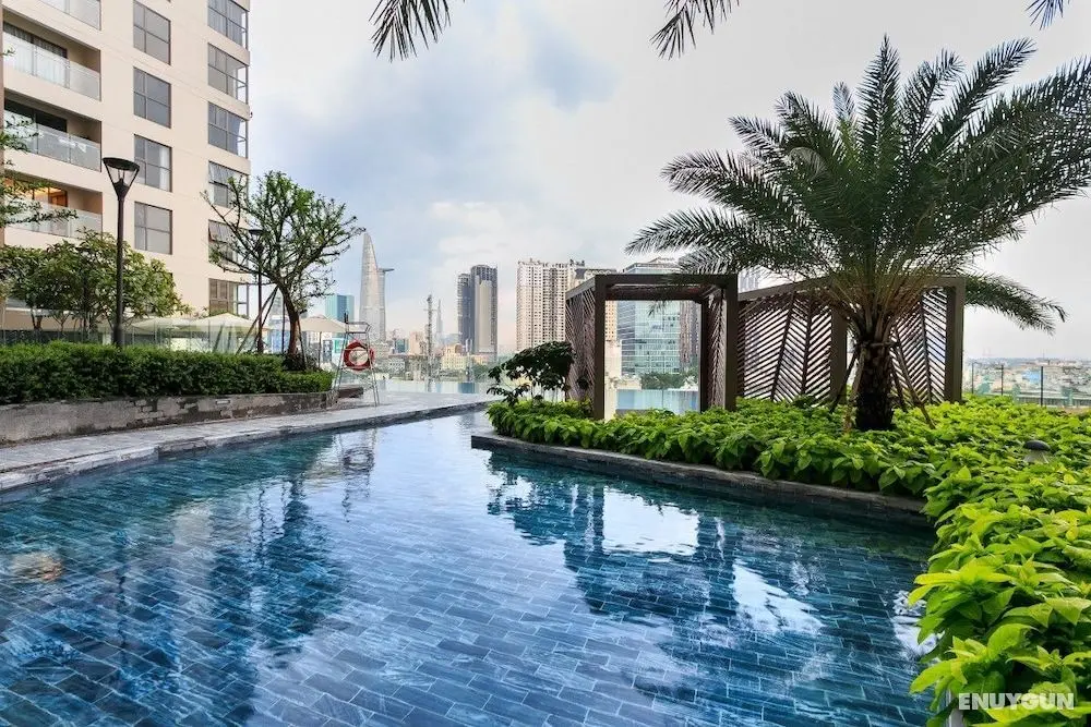 Ami Splendid Infinity Pool - Öne Çıkan Resim