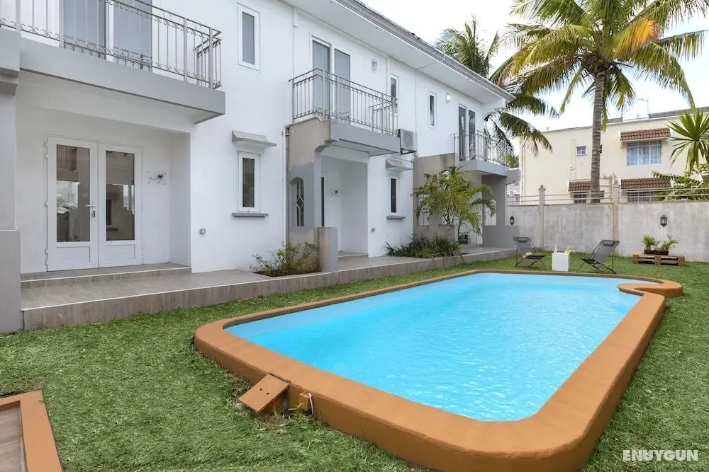 AMIS Apartments - Dış Mekan