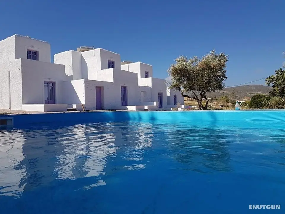 Analypsi Houses - Öne Çıkan Resim