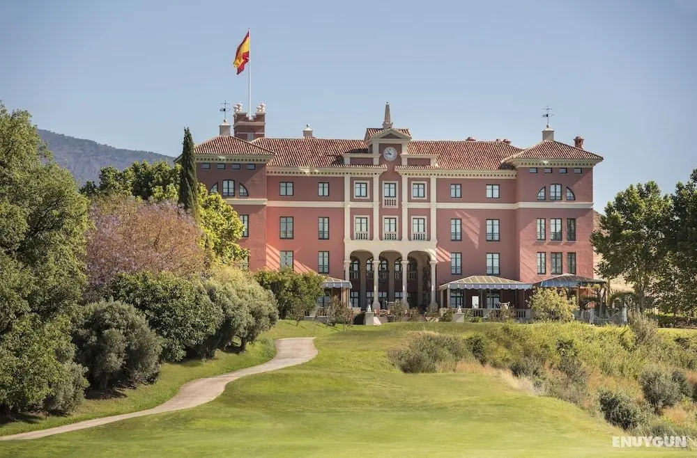 Anantara Villa Padierna Palace Benahavís Marbella Resort - A Leading hotel of the world - Öne Çıkan Resim