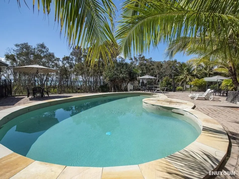 Anchorage on Straddie - Öne Çıkan Resim