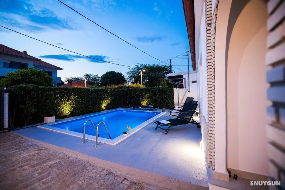 Villa Anđelina with pool - Zadar - Havuz
