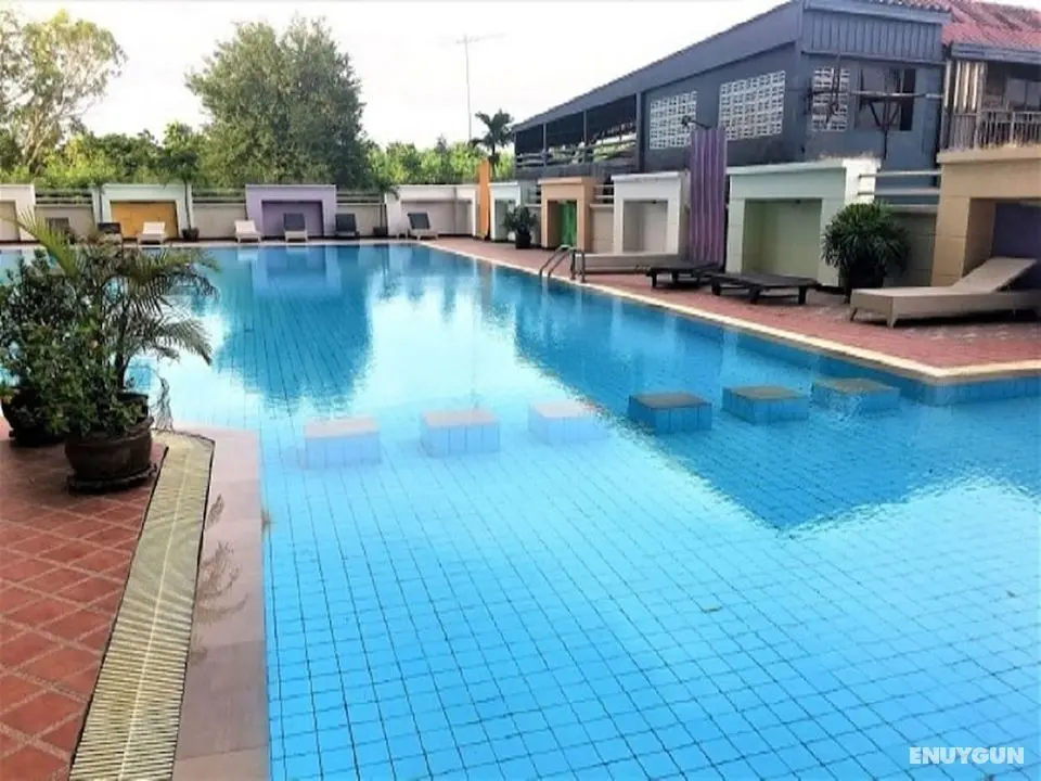 Angket Hip Residence in Jomtien Listed by Pattaya Property Shop Quality Assured - Havuz
