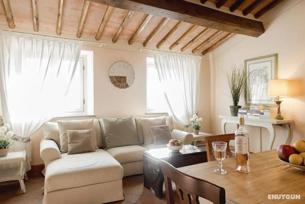 Anna Farmhouse Apartment in Wine Resort in Lucca - Oda