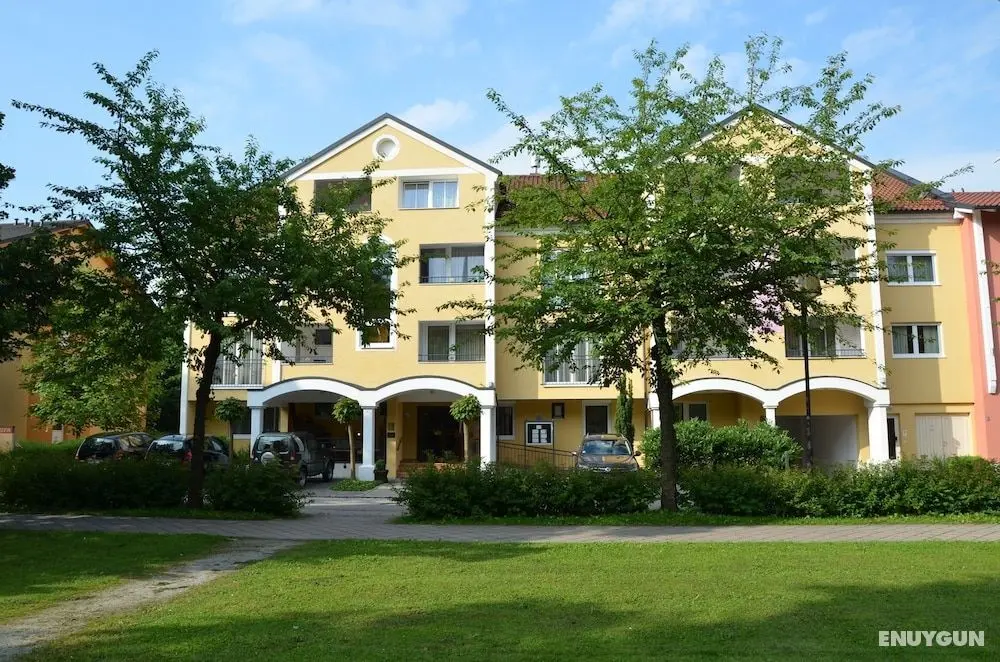 Aparthotel Christine - Öne Çıkan Resim