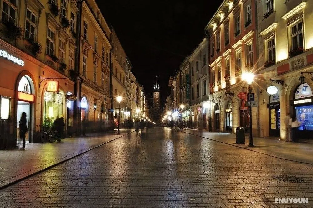 Aparthotel Floriańska 24 - Dış Mekan