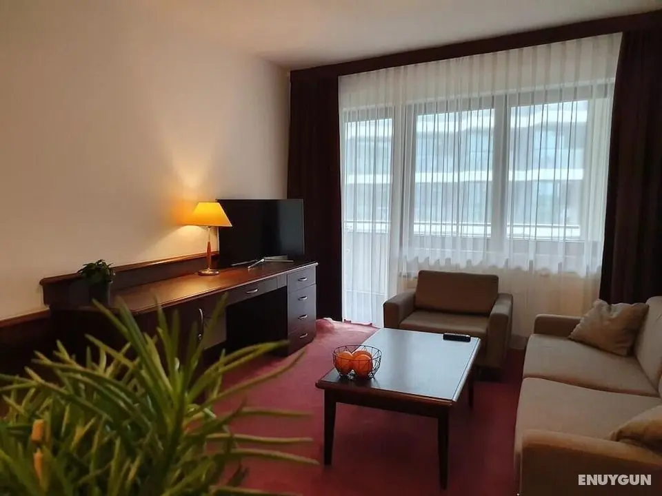 Apartament Arka - 365PAM - Öne Çıkan Resim