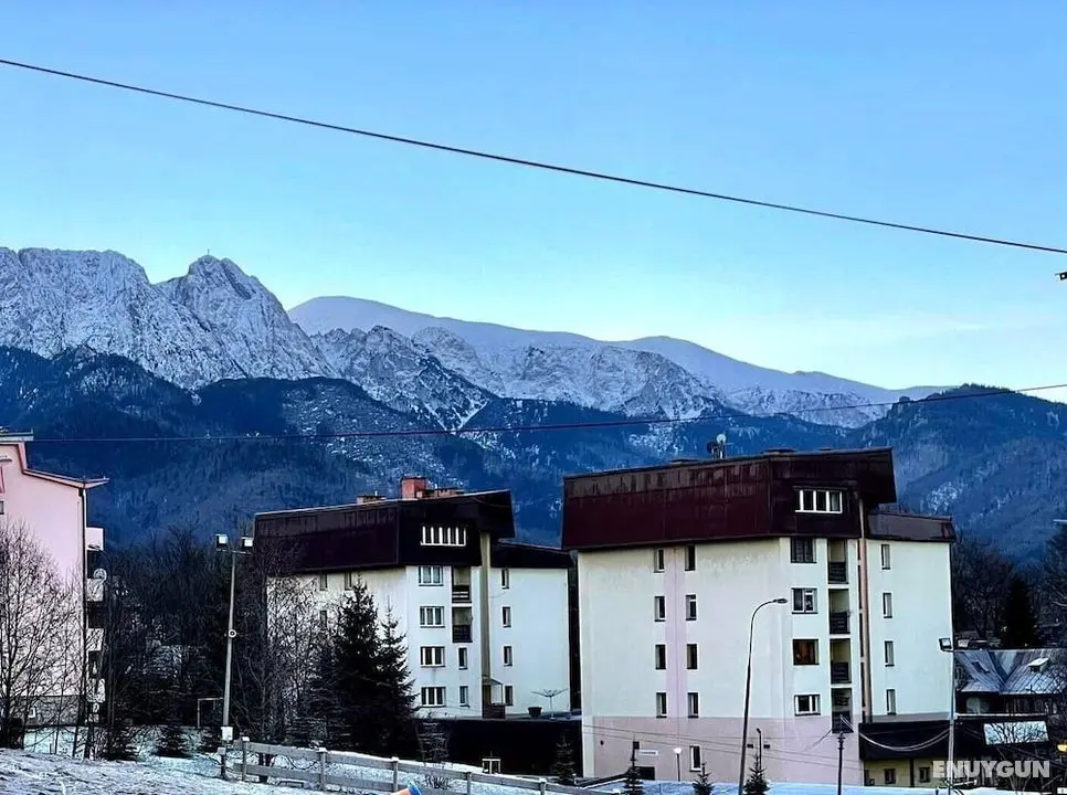 Apartament Dworzec Tatrzański - Dış Mekan