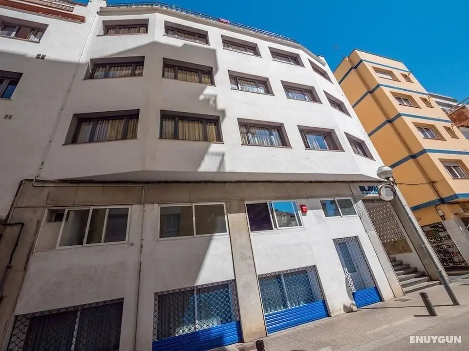 Apartamento cerca de la playa y de Water World - Dış Mekan