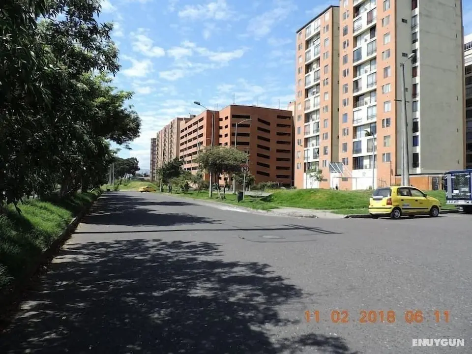 Apartamento confortable - Dış Mekan