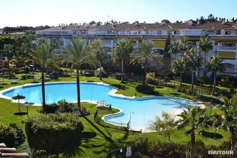 Apartamento Dama de Noche Marbella - Havuz