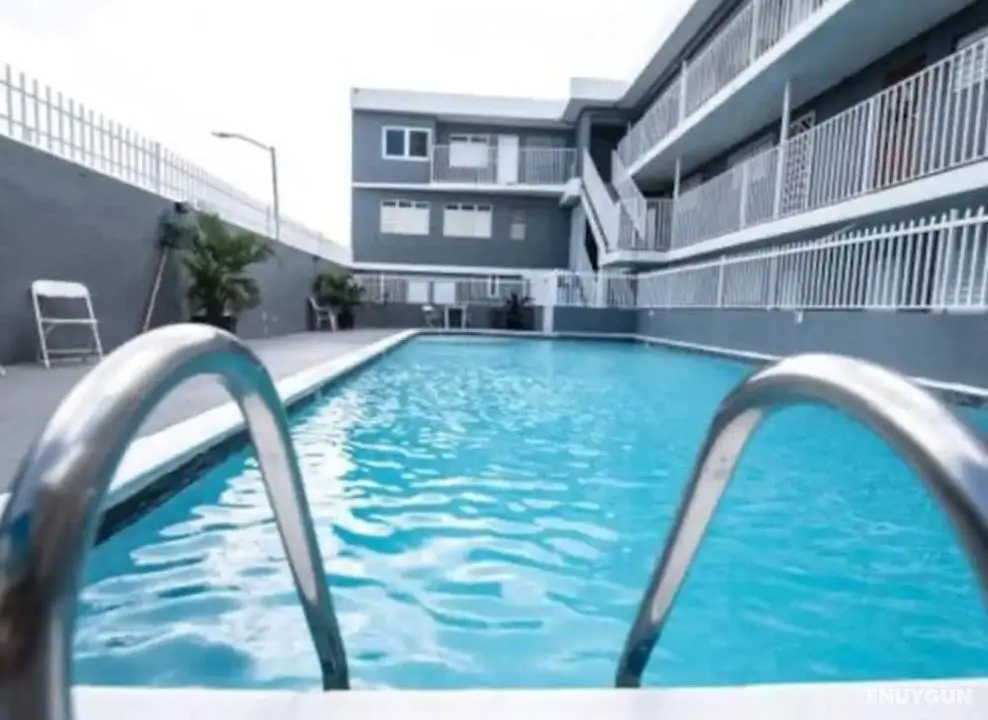 Apartamento Familiar en Isla Verde - Havuz