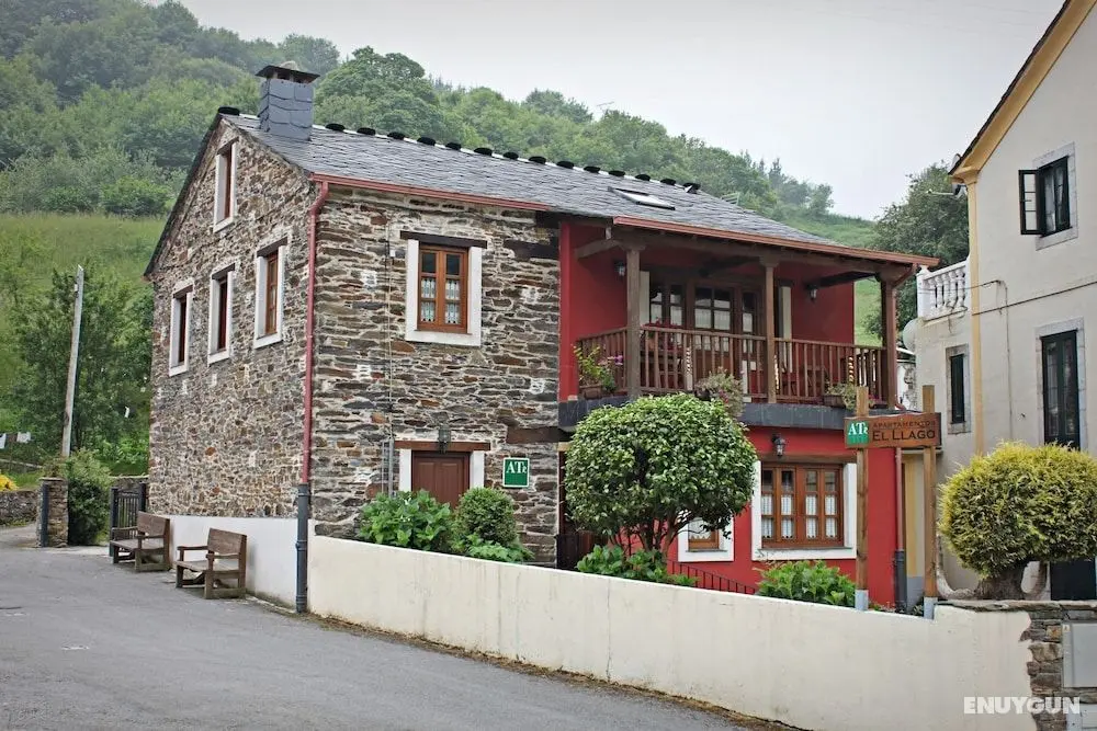Apartamentos El Llago - Dış Mekan