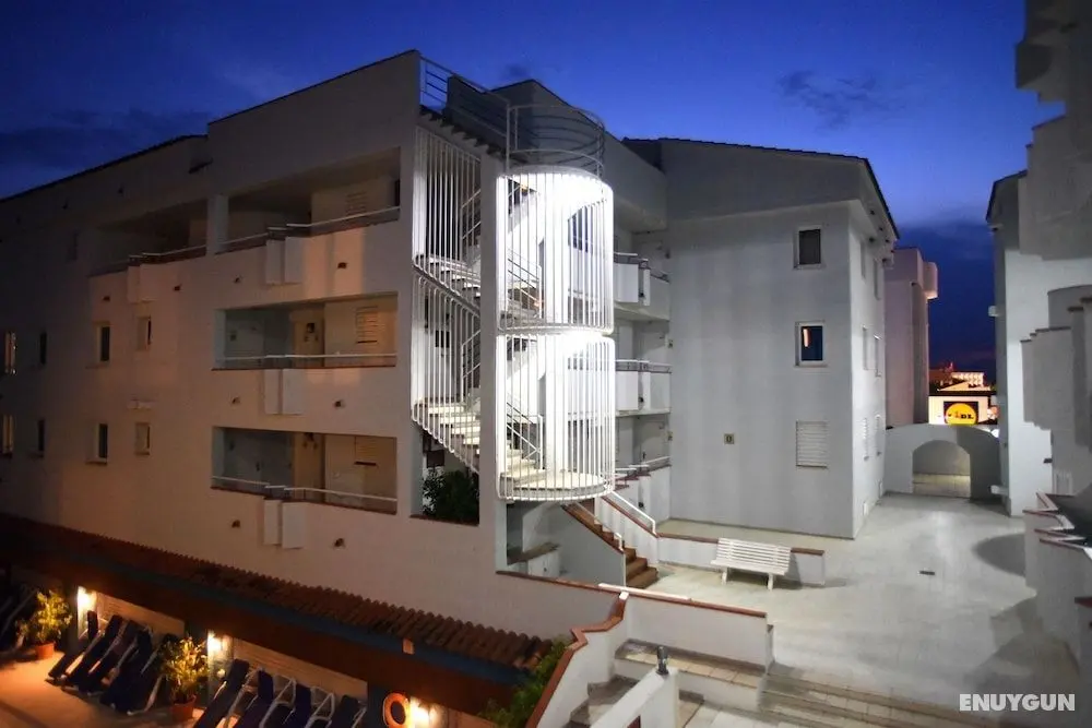 Apartamentos Maurici Park - İç Mekan