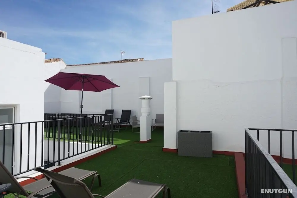 Apartamentos Mediterránea Centro - Dış Mekanlar