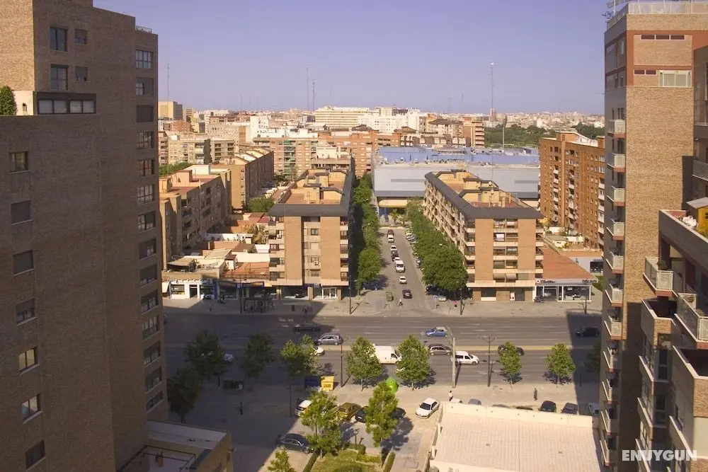 Apartamentos Plaza Picasso - Oda Manzaraları