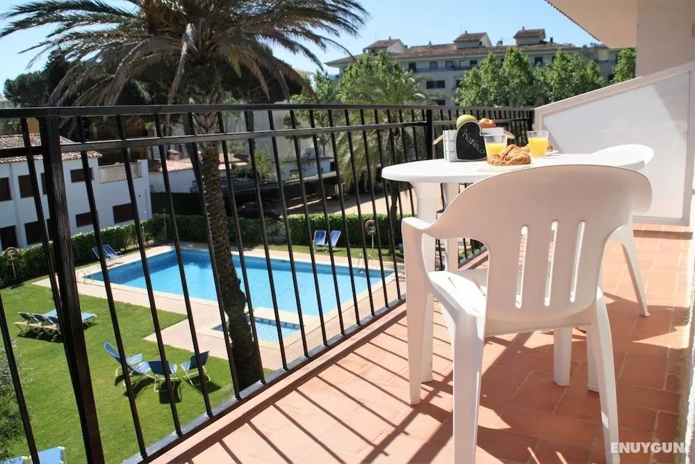 Apartaments Margarita Sabina Pinell - Oda Düzeni