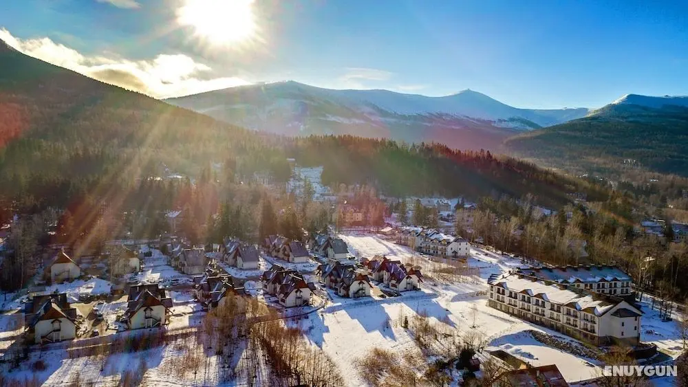 Apartamenty Sun & Snow Komuny Paryskiej - Dış Mekan