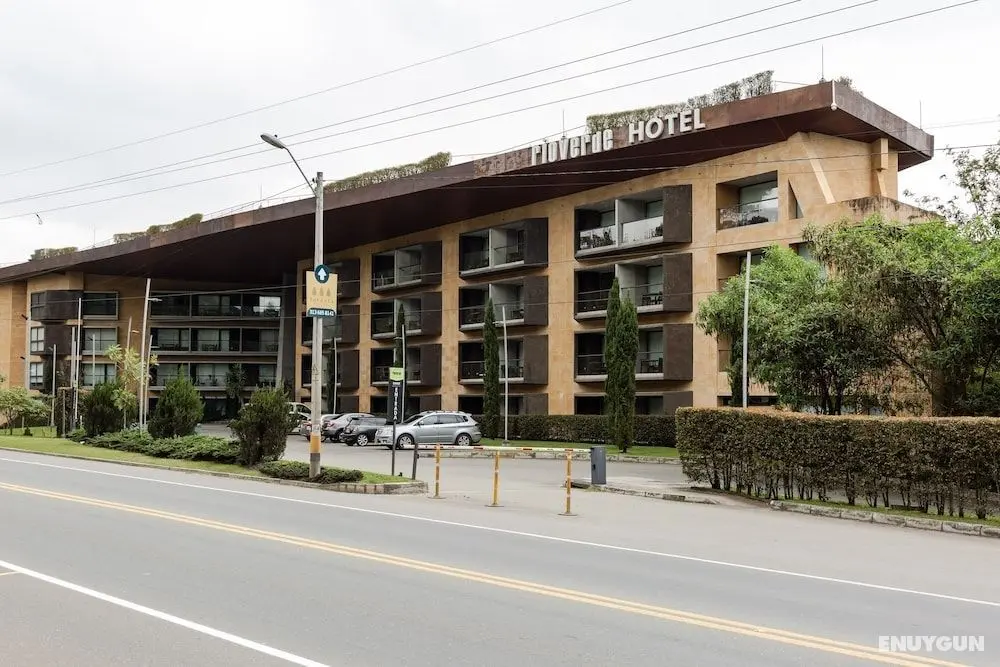 Apartasuite A 3 Min Del Aeropuerto Jmc - Dış Mekan