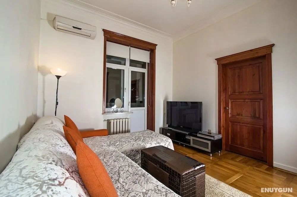 ApartExpo Business on Kutuzovsky 35 - Öne Çıkan Resim