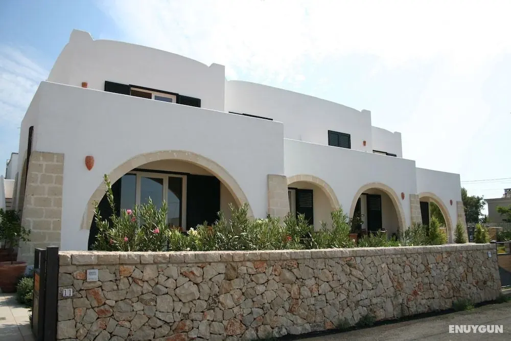 Apartment 2 With Pool And Sea View - Dış Mekan