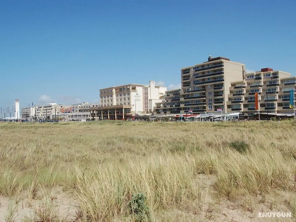 Apartment With all Comfort and Luxury on the Boulevard and the Beach - Öne Çıkan Resim