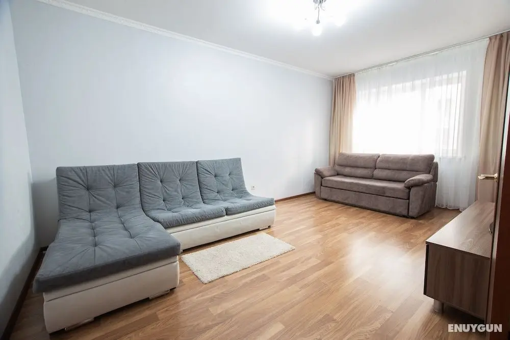 Apartment on Aviatorov 25 - Öne Çıkan Resim