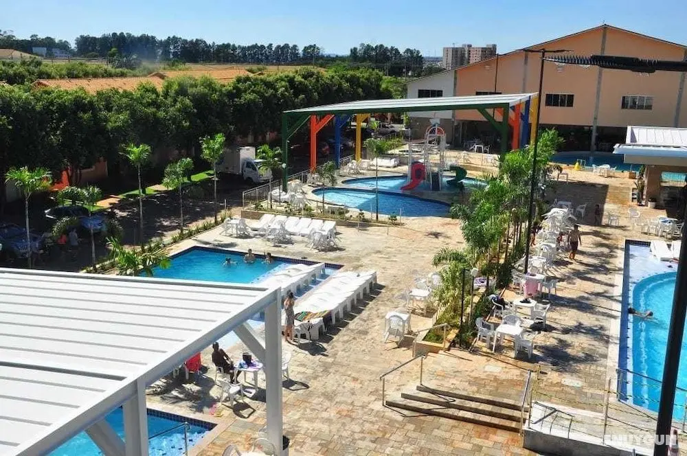 Apartment Di Roma Fiori Via Caldas - Havuz