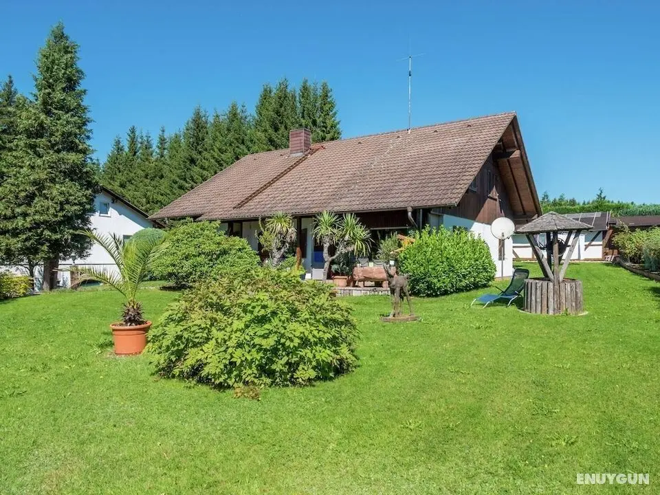 Apartment in Gütenbach With Garden, Garden Furniture, BBQ - Öne Çıkan Resim