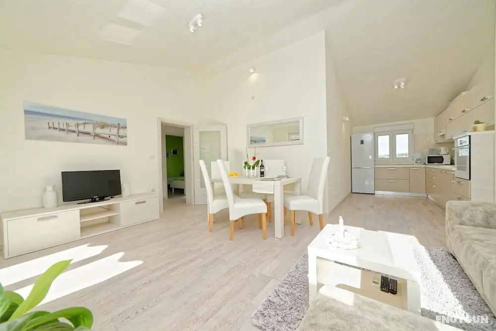 Apartment Hennion / Two Bedrooms A1 Leona - Öne Çıkan Resim