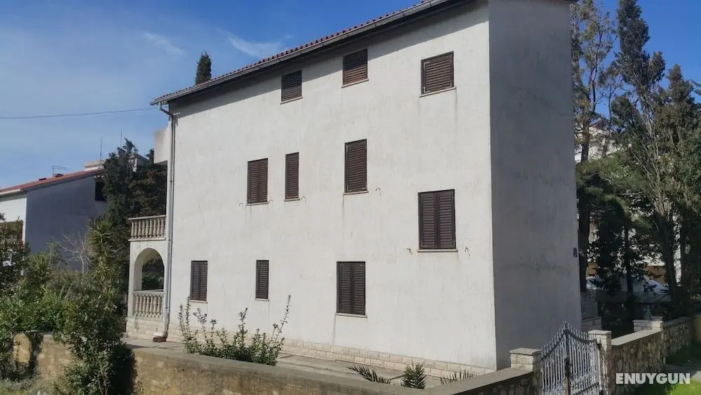 Apartment Karl Near Novalja Center - Dış Mekan