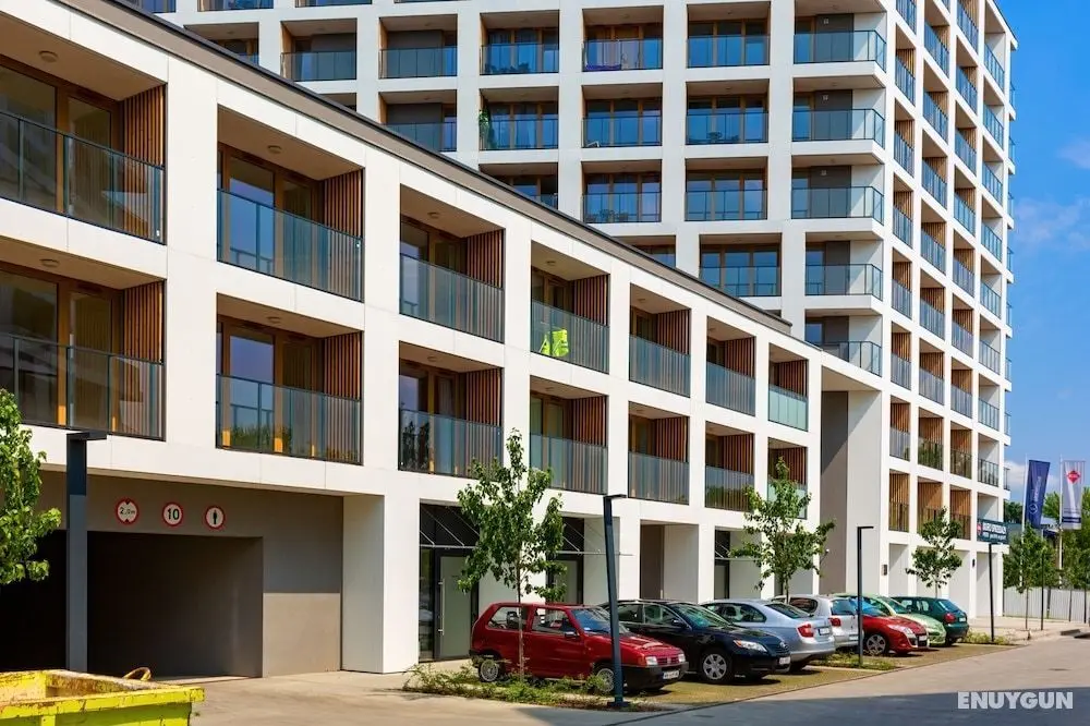 Apartment Kokoryczki Warsaw by Renters - Dış Mekan