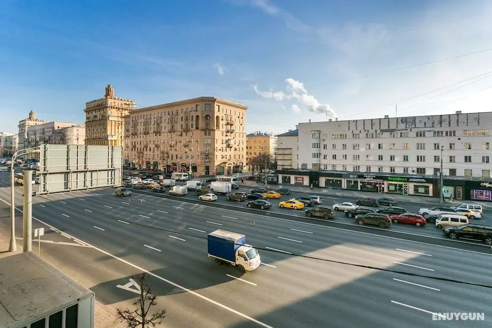 Apartment on Kutuzovskiy 26 - Oda Manzaraları