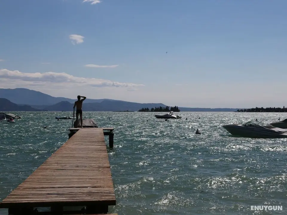 Apartment on Lake Garda in Manerba With Pool - Misafir Tesisleri ve Hizmetleri