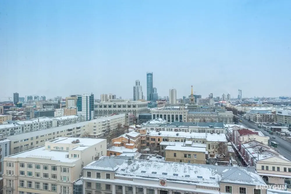 Apartment on Malysheva 42a 04 - Oda Manzaraları