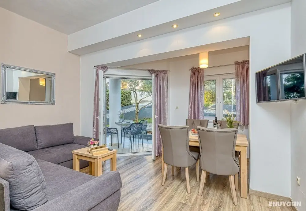 Apartment Matea 220m From the Beach - Öne Çıkan Resim