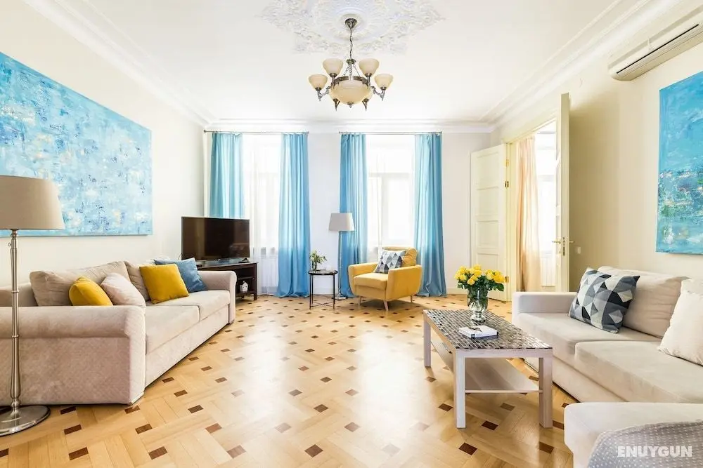 Apartment near Hermitage - Öne Çıkan Resim