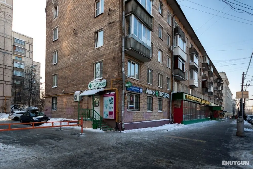 Apartment Nice Aviamotornaya - Dış Mekan