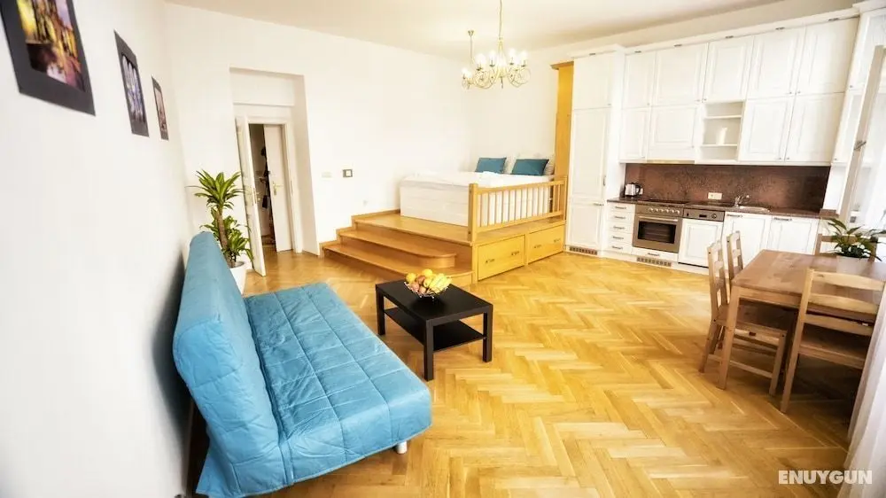 Apartment by the Old Town Square - Öne Çıkan Resim