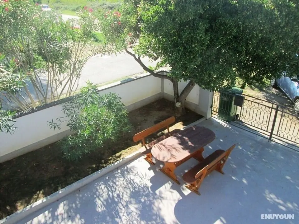 Apartment Roza near Sandy Beach - Dış Mekanlar