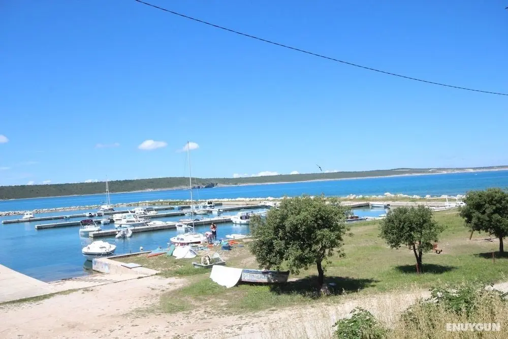 Apartment Rustica With 2 Bedrooms - Dış Mekan