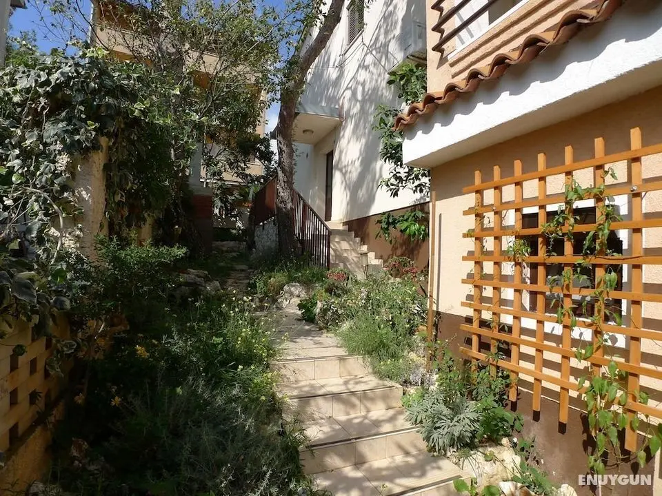 Apartment for six Persons With 3 Bedrooms and Partial sea View - Öne Çıkan Resim