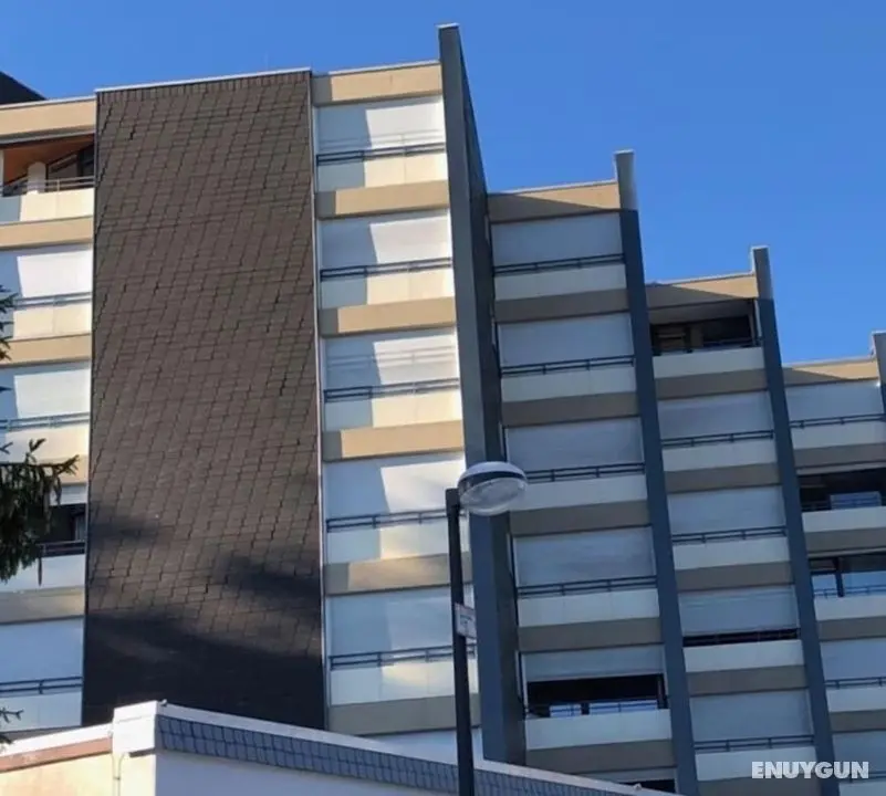 Apartment Sports Tower - Öne Çıkan Resim